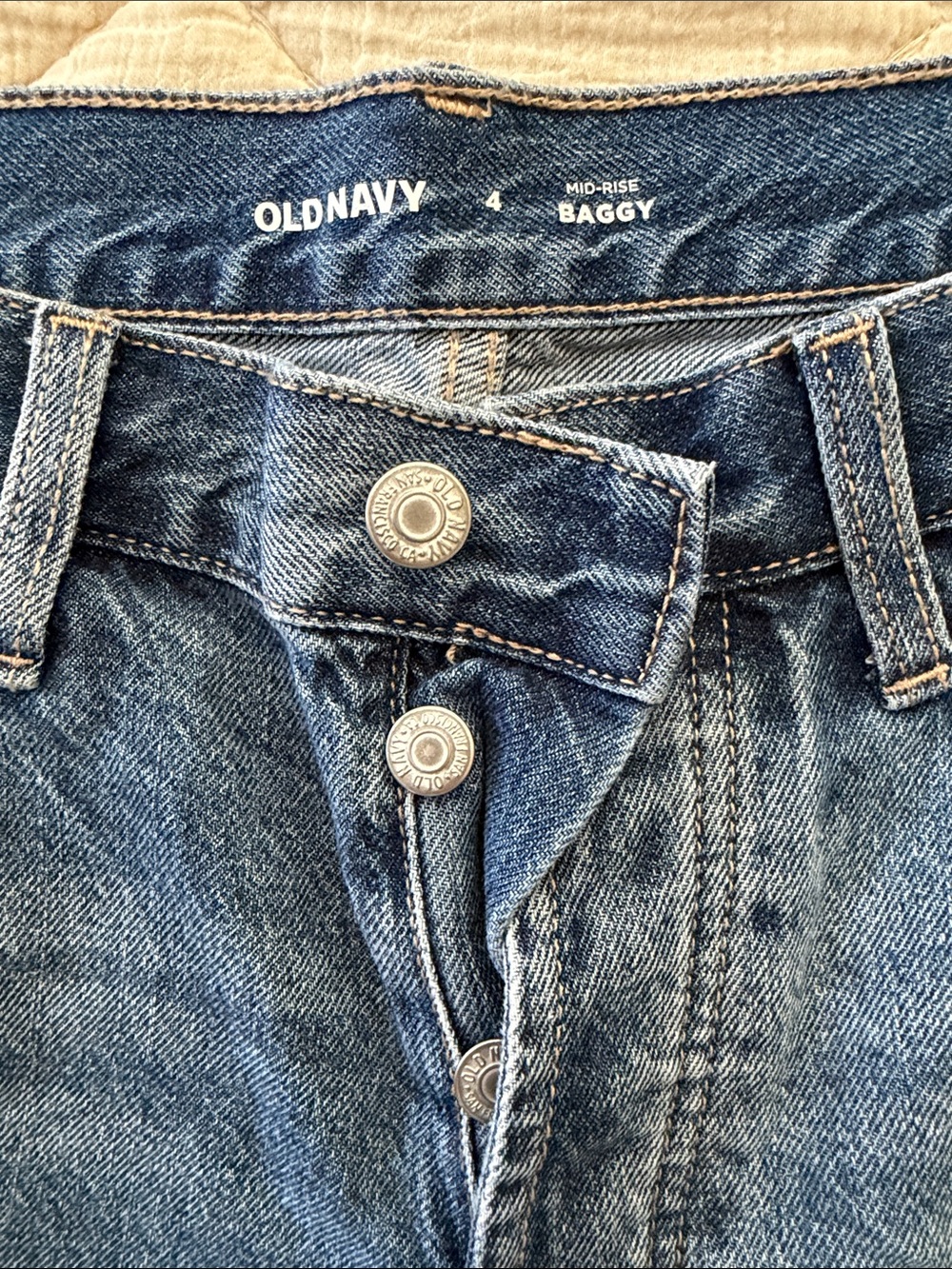 Old Navy women’s  Relaxed Baggy Shorts - Blue Denim